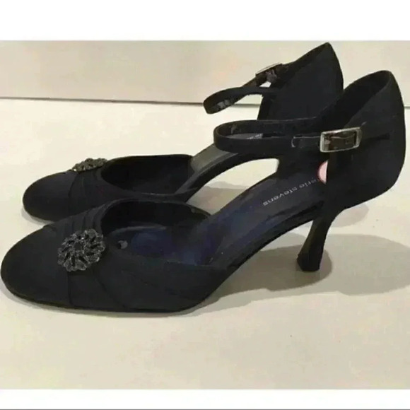 Valerie Stevens Lillian Navy Pumps With Broach - Picture 4 of 8
